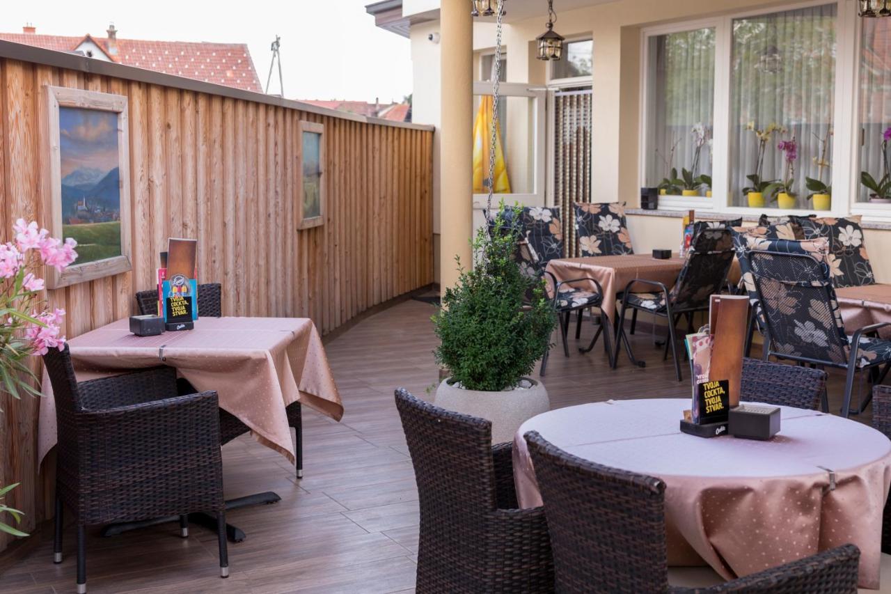 Guesthouse & Apartments Pri Stani Zerovnica Exterior photo